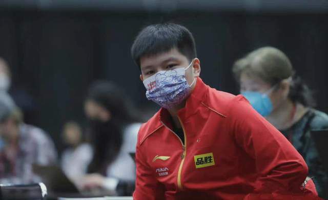美女裸免费观看网站